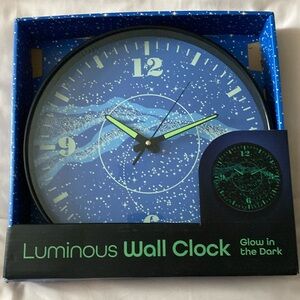 Merkury Innovations Luminous Wall Clock
